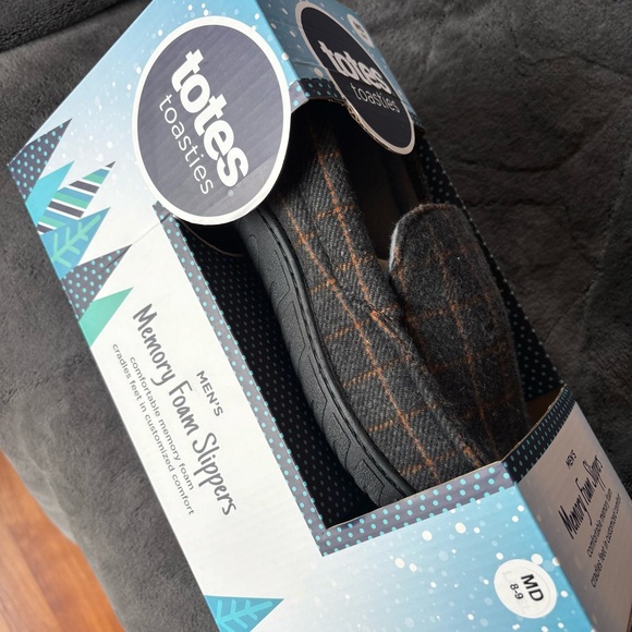 Totes Toasties Men’s Hard Bottom Slippers Size Medium 8-9 - Picture 2 of 6